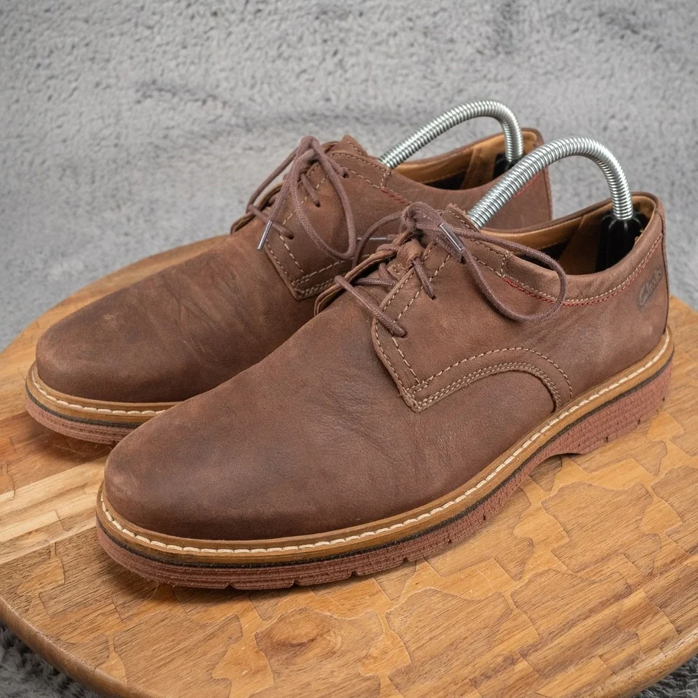 Clark's Shoes Men's 7.5 M Newkirk‎ Plain Nubuck Leather Dress Casual Grunge